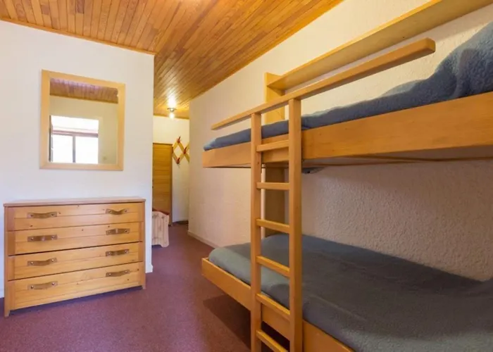 Super Venosc - F2 - Pied De Piste - 6 Pers *